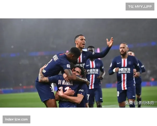 法甲第12轮巴黎圣日耳曼客场3比2险胜里昂 继续以2分优势领跑积分榜